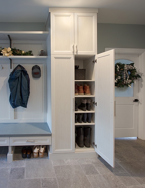 Mudroom Cabinet Unit: Off-White Entryway Shoe Organization
