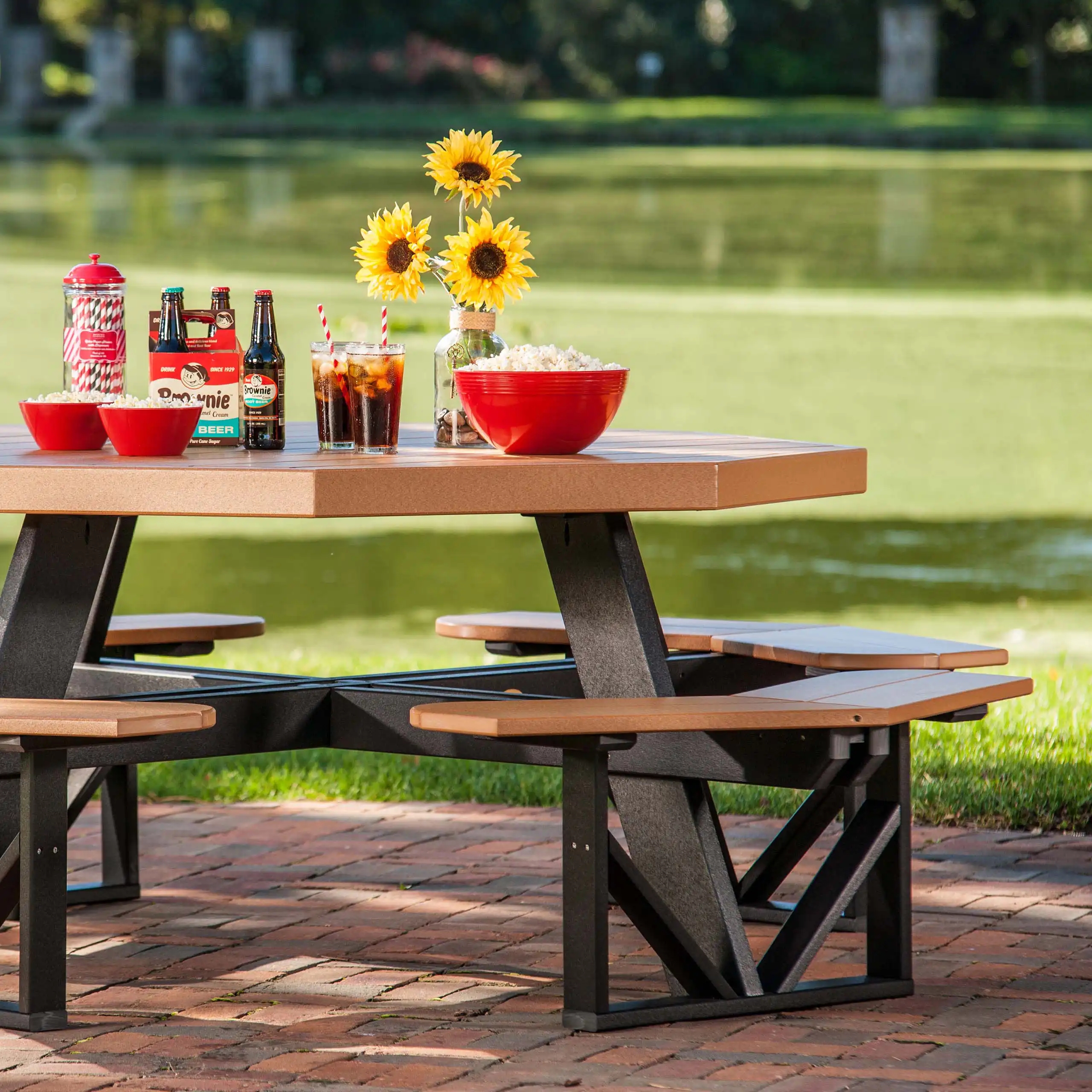 Octagon Picnic Table with Matte Black Frame and Composite