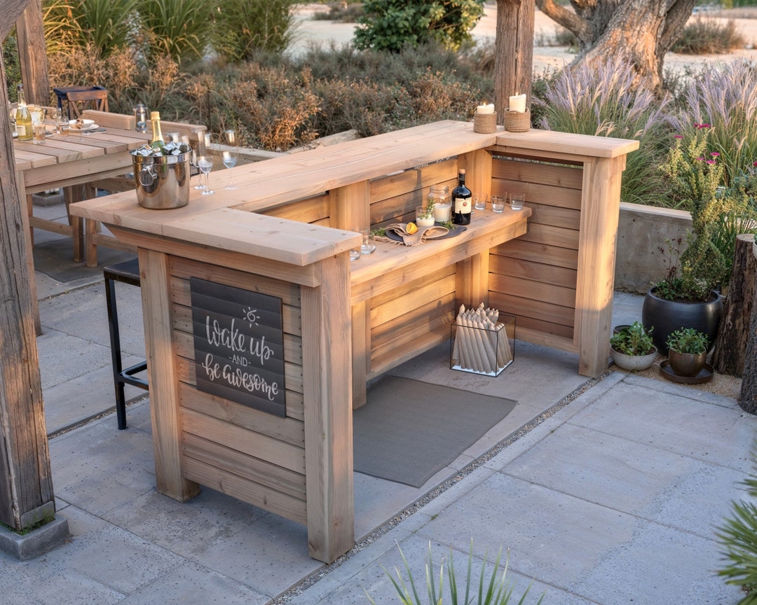 Outdoor Bar in L-Shaped Wood with Chalkboard Panel
