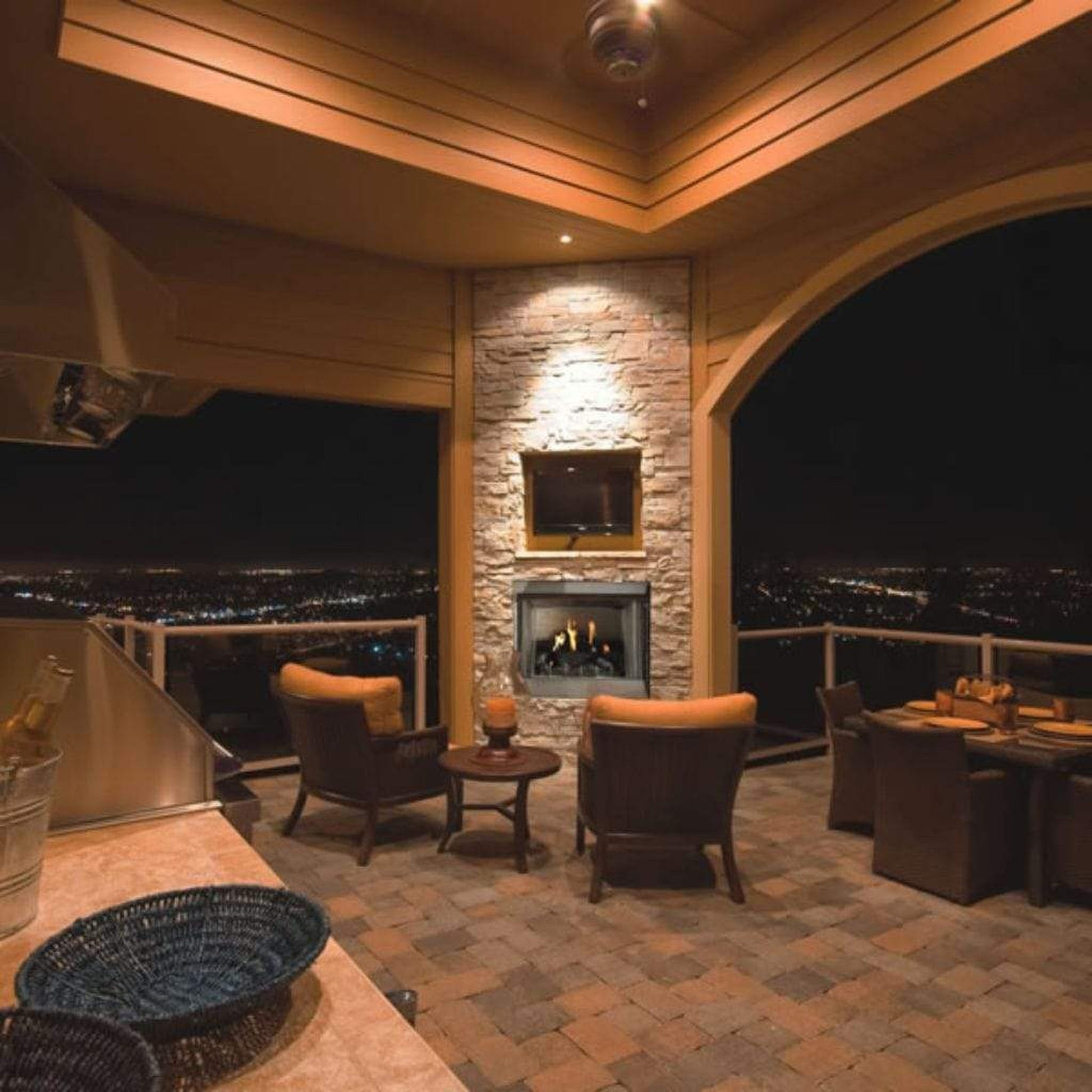 Outdoor Fireplace Surround with Media Integrated Covered Patio