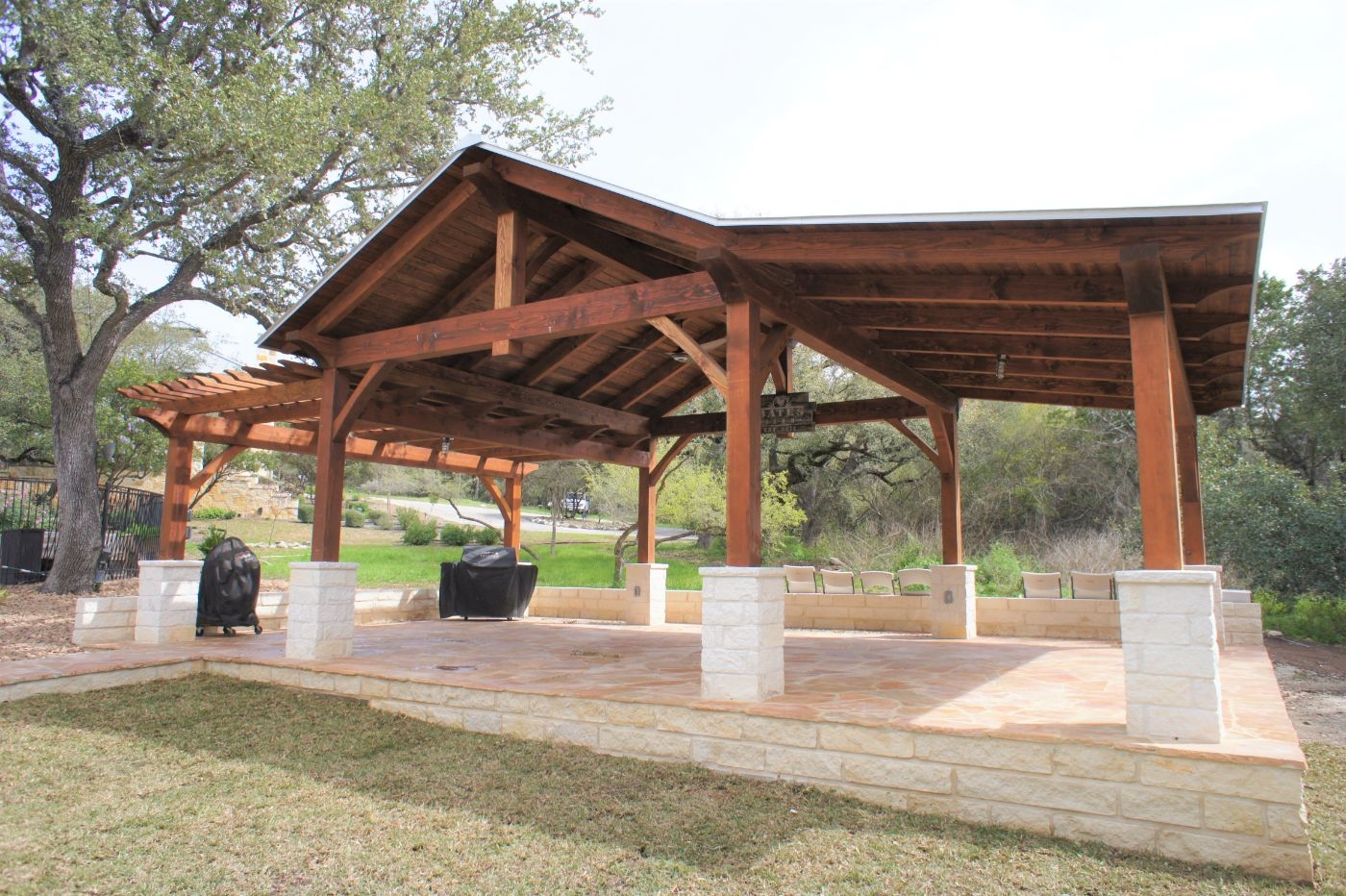 Outdoor Pavilion: King Post Truss Lean To Pergola Idea