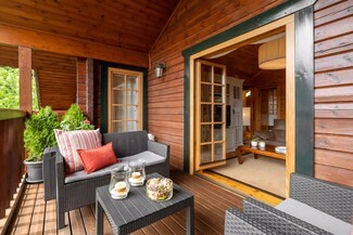 Outdoor Seating Set Charcoal Woven Modern Cabin