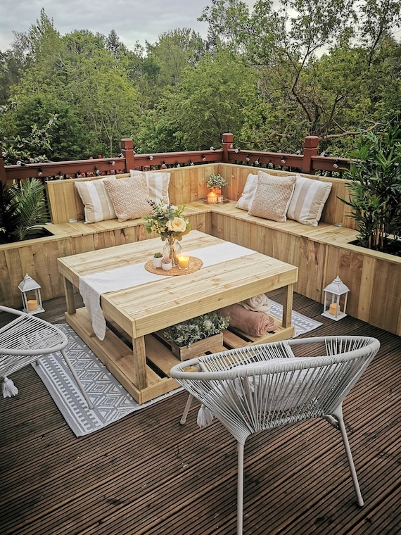 Patio Furniture Set Corner Planter Bench Set with Tiered Slatted Table