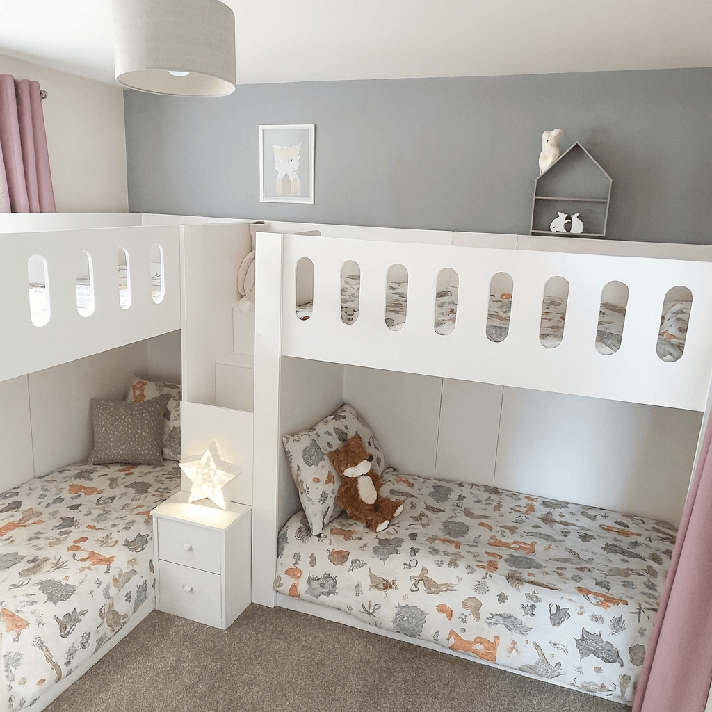 Quad Bunk Bed: Integrated Stair Storage Corner Setup