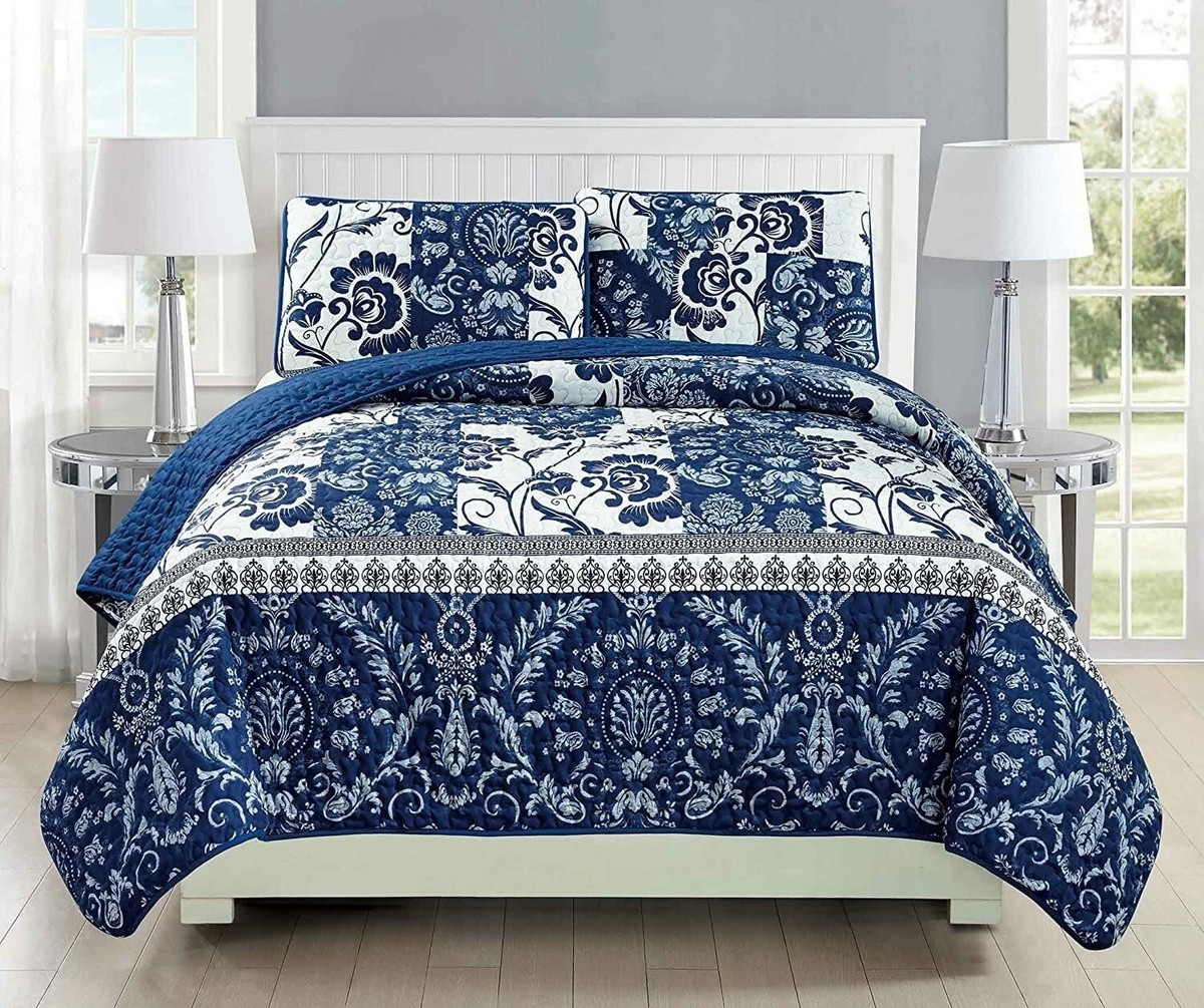 Quilt Set Floral Patchwork Indigo White Patchwork Bedding