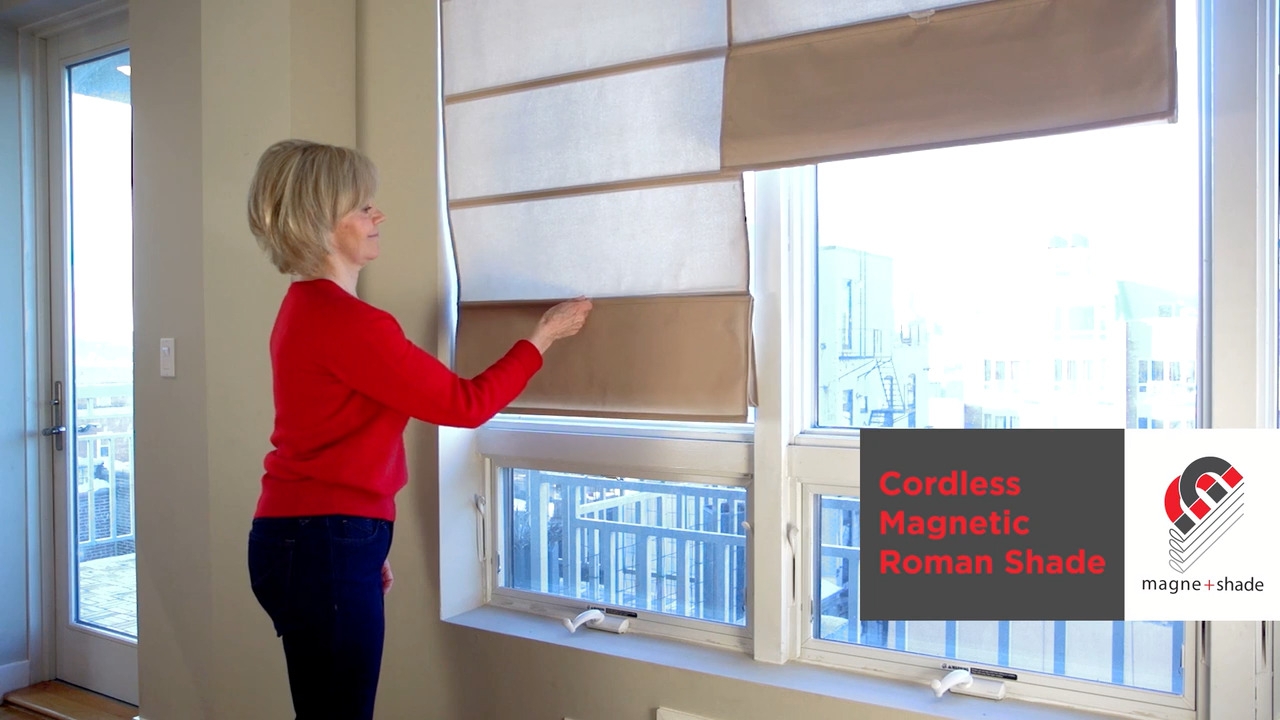 Roman Shade with Two Tone Fabric and Magnetic Cordless System