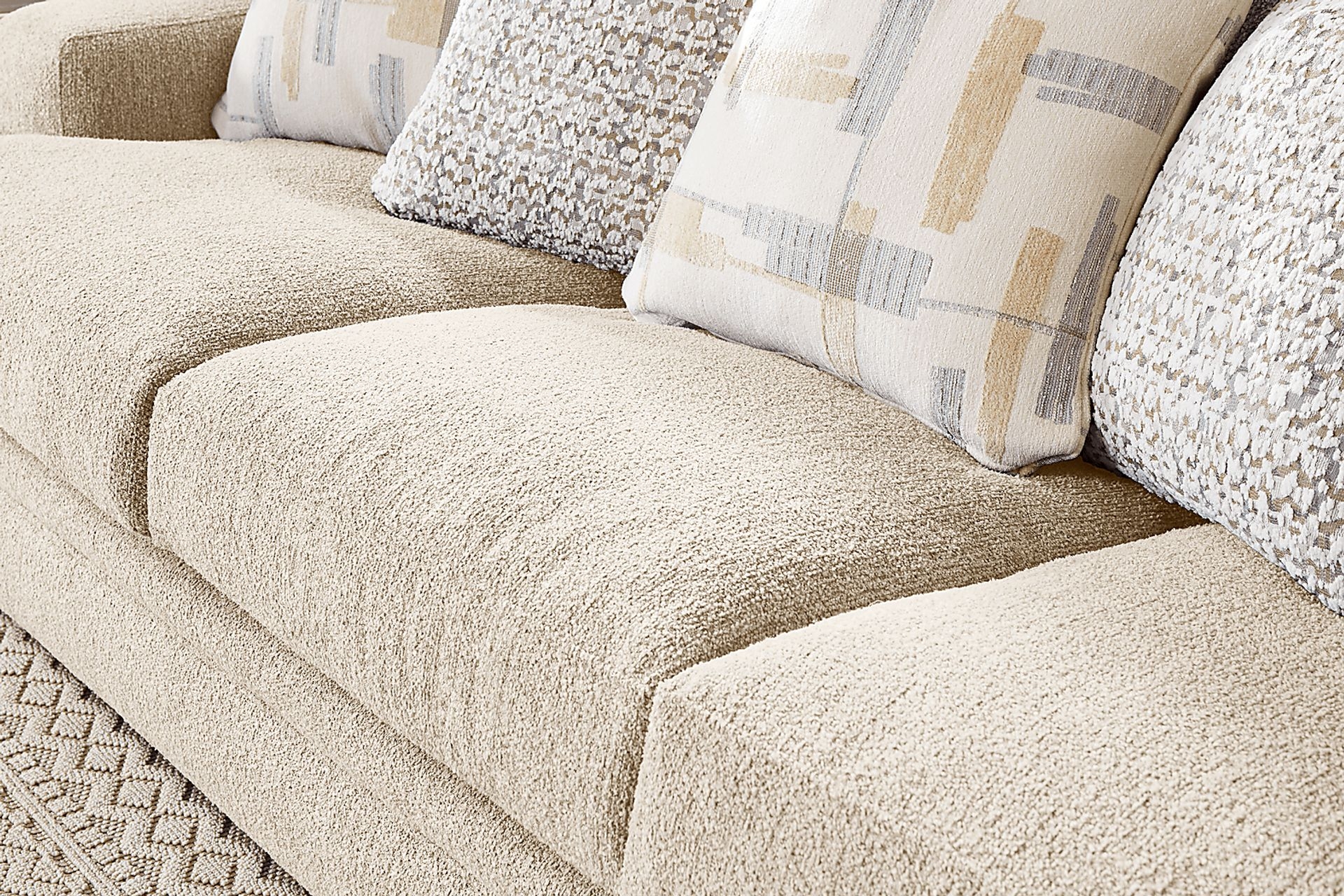 Sofa Chunky Boucle Texture Geometric Accent Pillows