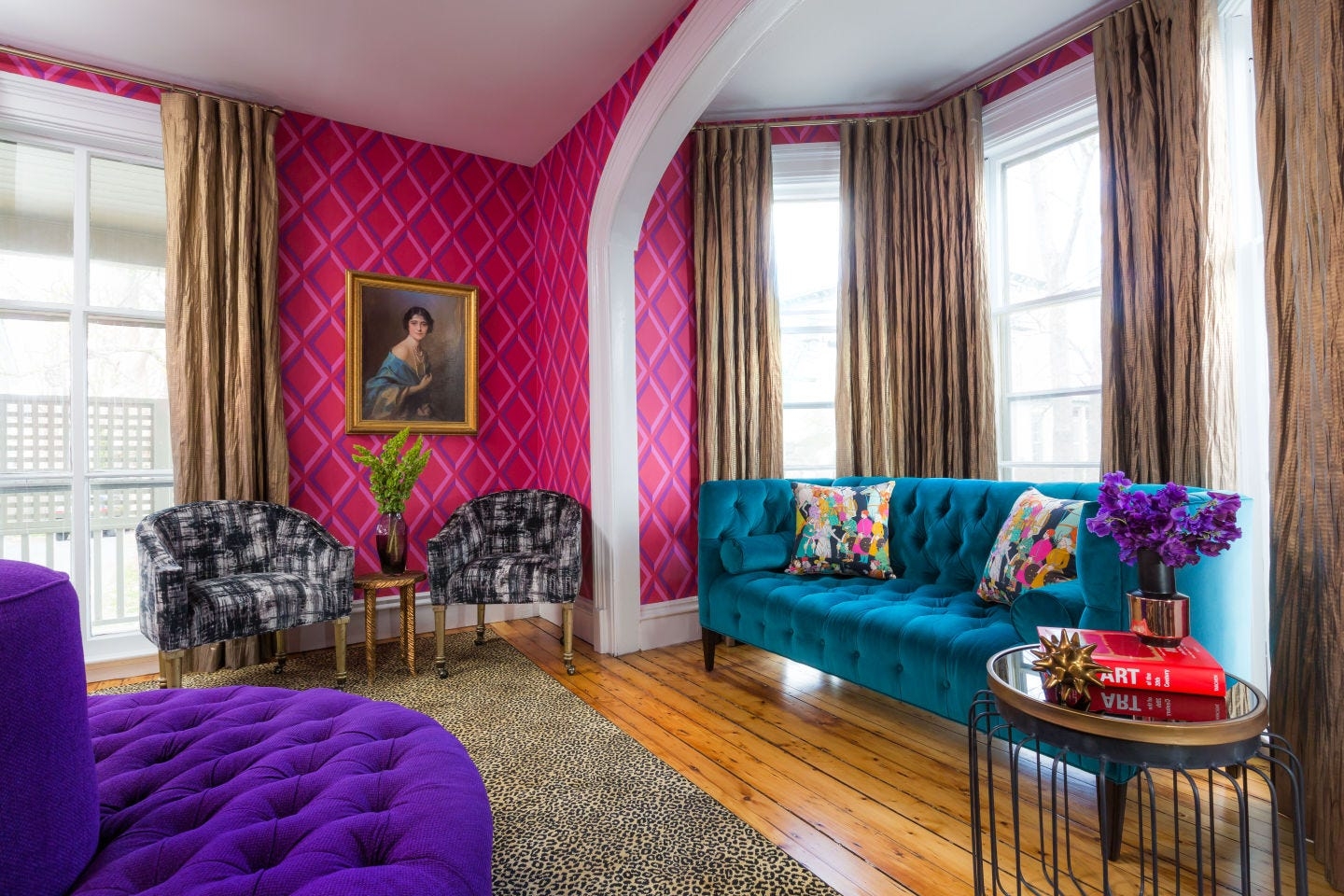 Tufted Round Ottoman - Fuchsia Diamond Wallpaper Decor