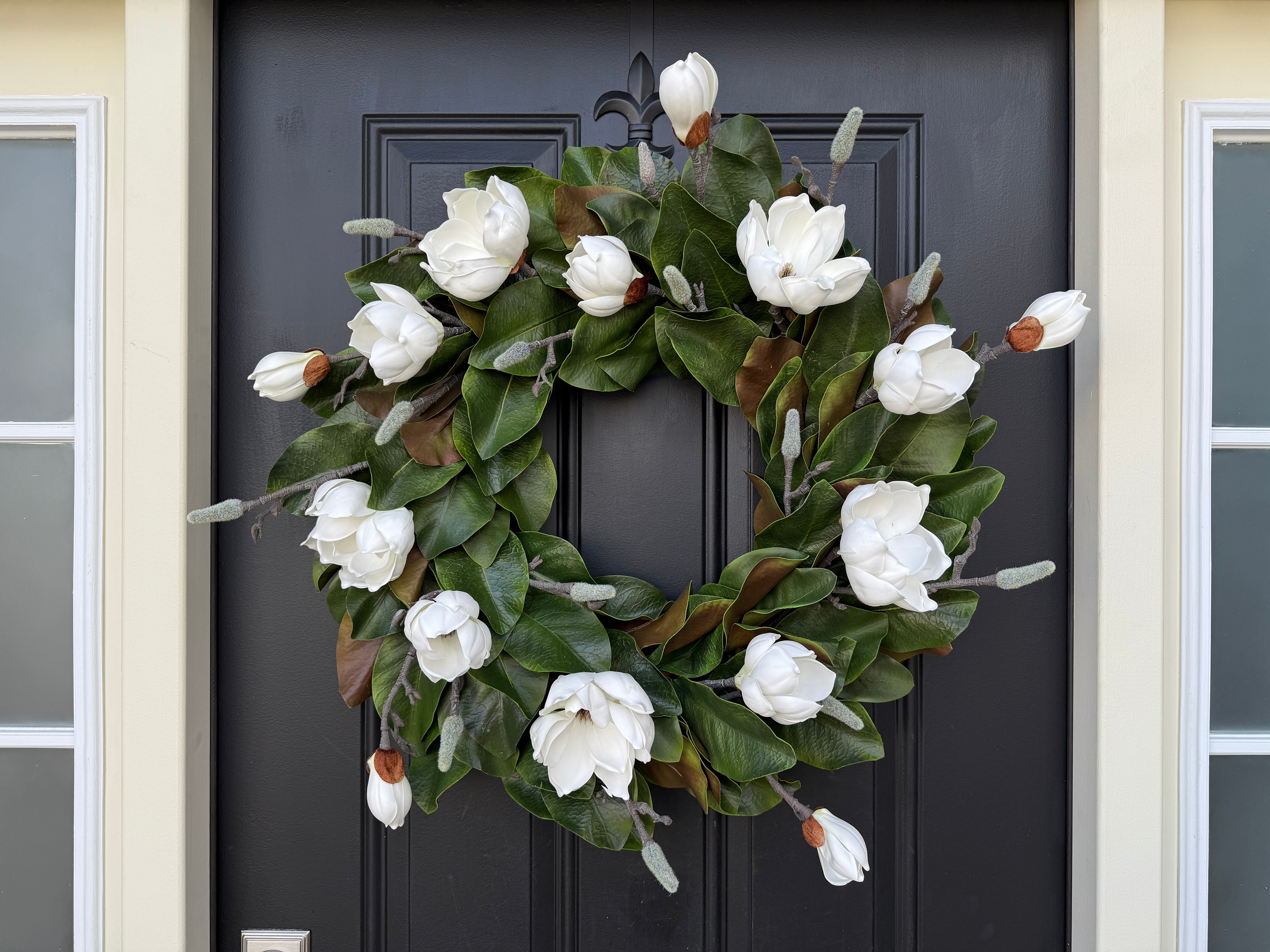 Wreath with Fuzzy Buds and Southern Style Holiday Decor