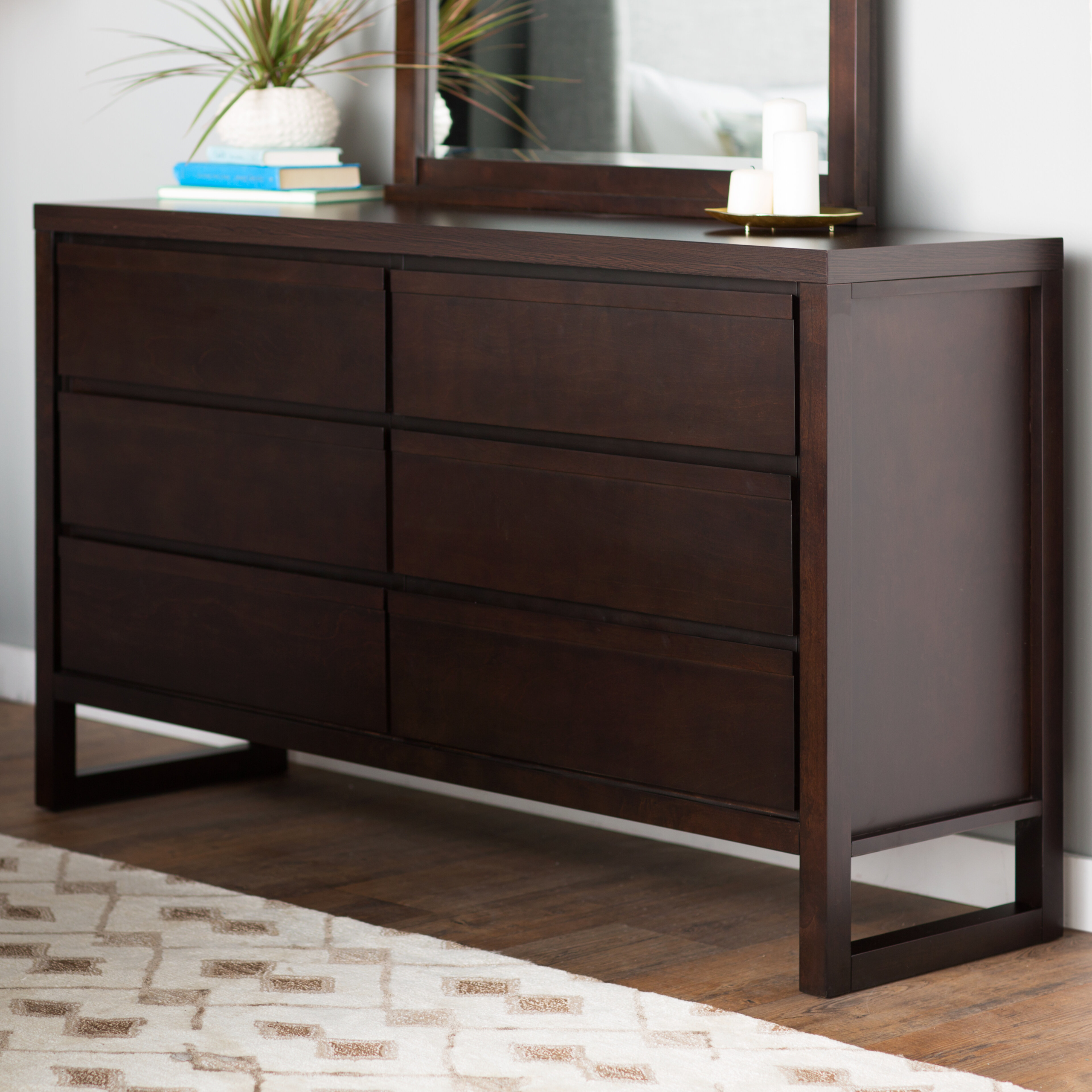 Lambertville 6 Drawer Dresser